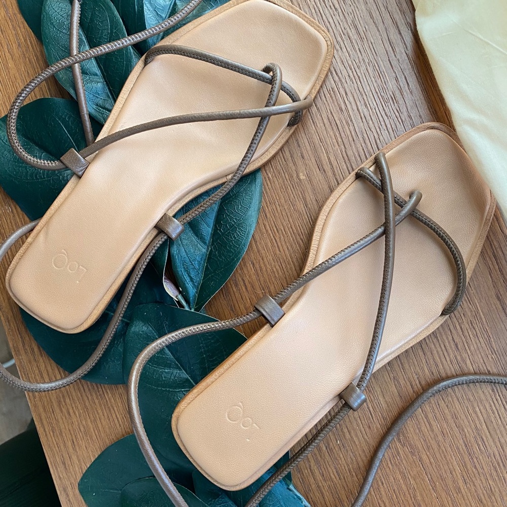 LOQ Ara Sandals in color mousse Size 38.